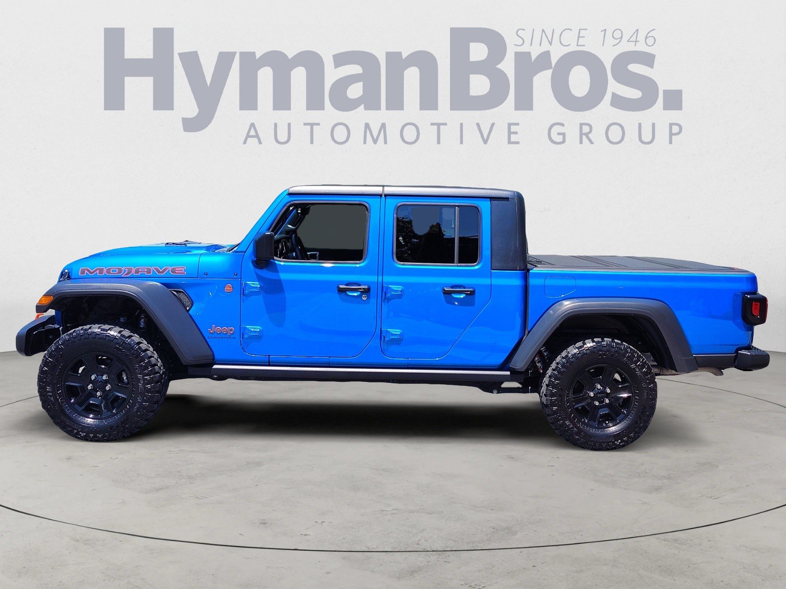 Used 2023 Jeep Gladiator Mojave w/ Cold Weather Group AWD/4WD image 6