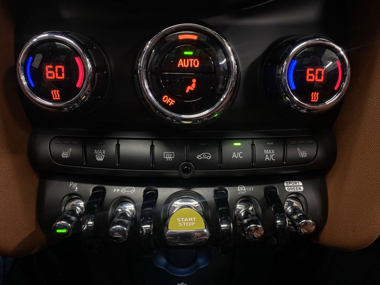 Used 2024 MINI Cooper SE FWD image 21