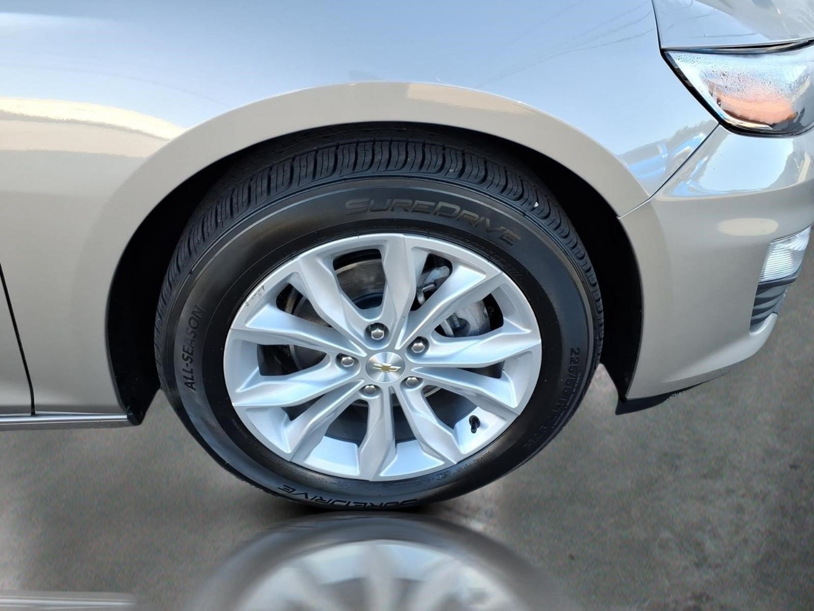 Certified 2025 Chevrolet Malibu LT FWD image 10