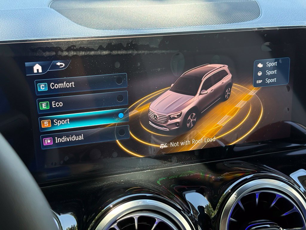 New 2026 Mercedes-Benz GLB 250 image 6