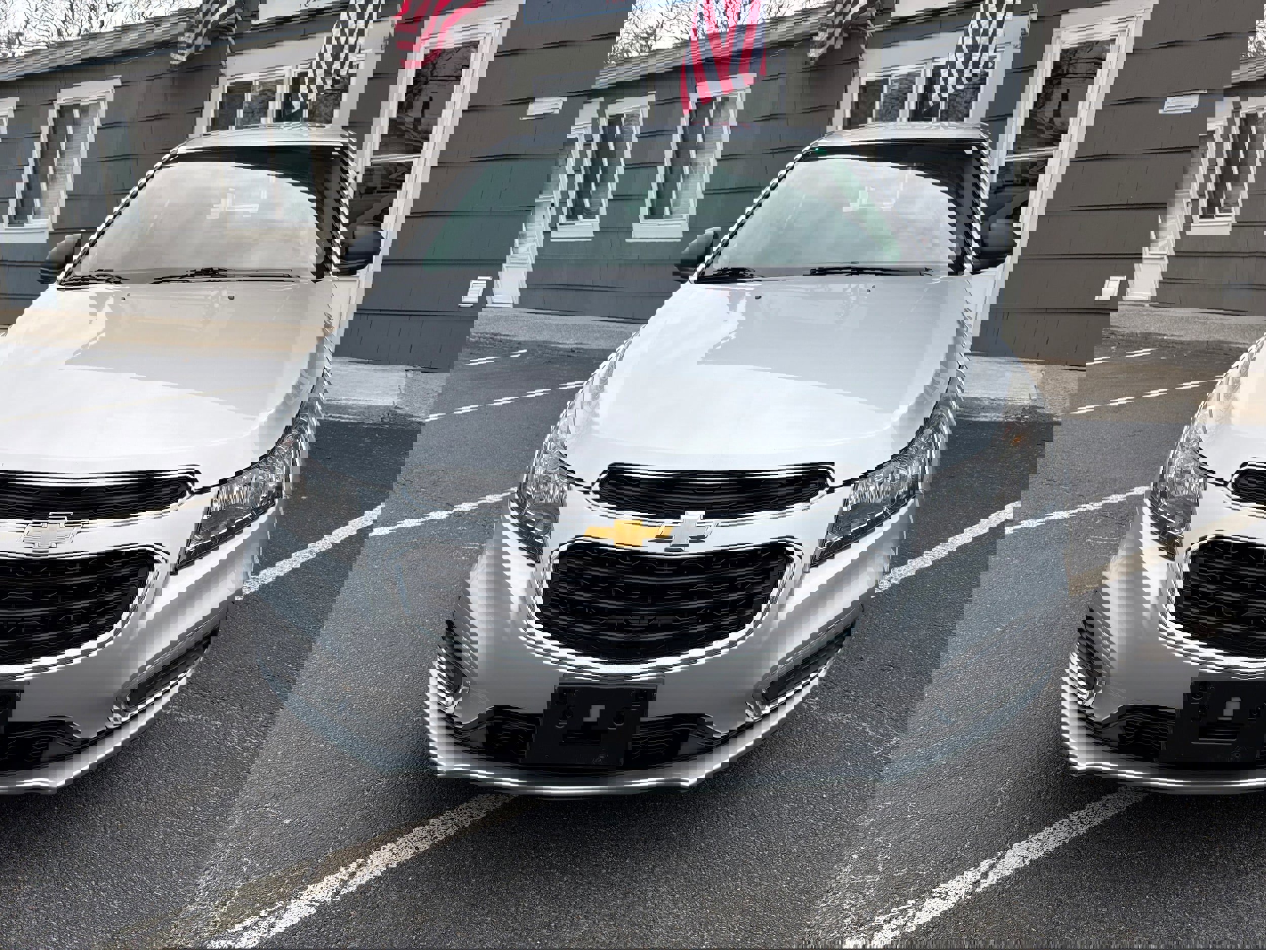 Used 2016 Chevrolet Cruze LS FWD image 2