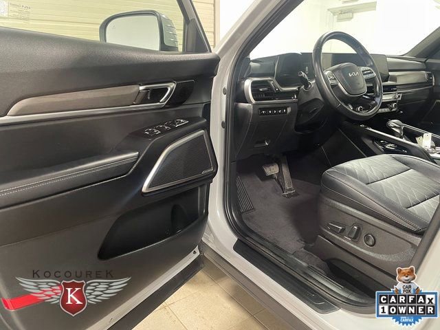 Used 2024 Kia Telluride EX X-Line image 11