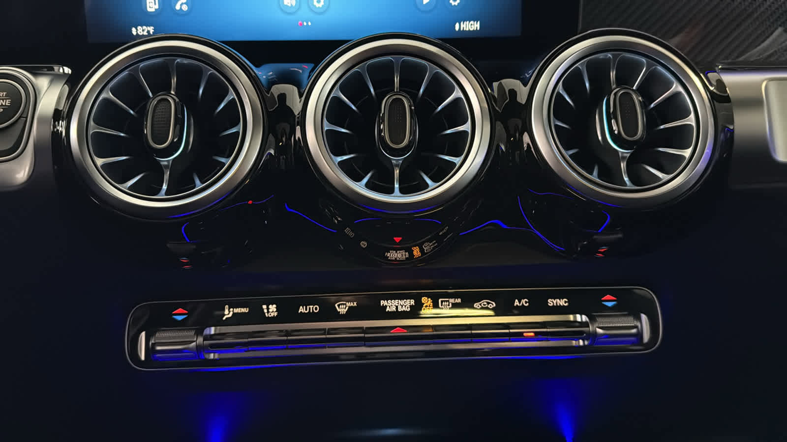 New 2026 Mercedes-Benz GLB 35 AMG 4MATIC image 22