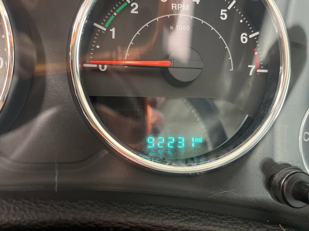 Used 2018 Jeep Wrangler Sport image 2