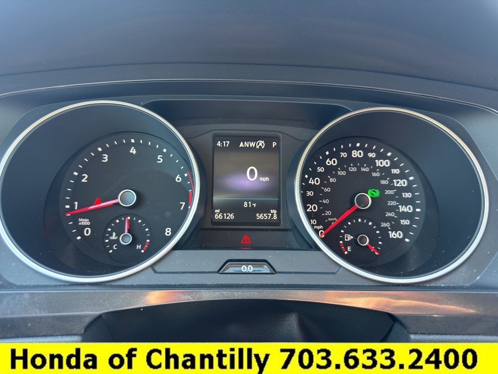 Used 2021 Volkswagen Tiguan SE w/ 3rd Row Seat Package AWD/4WD image 9