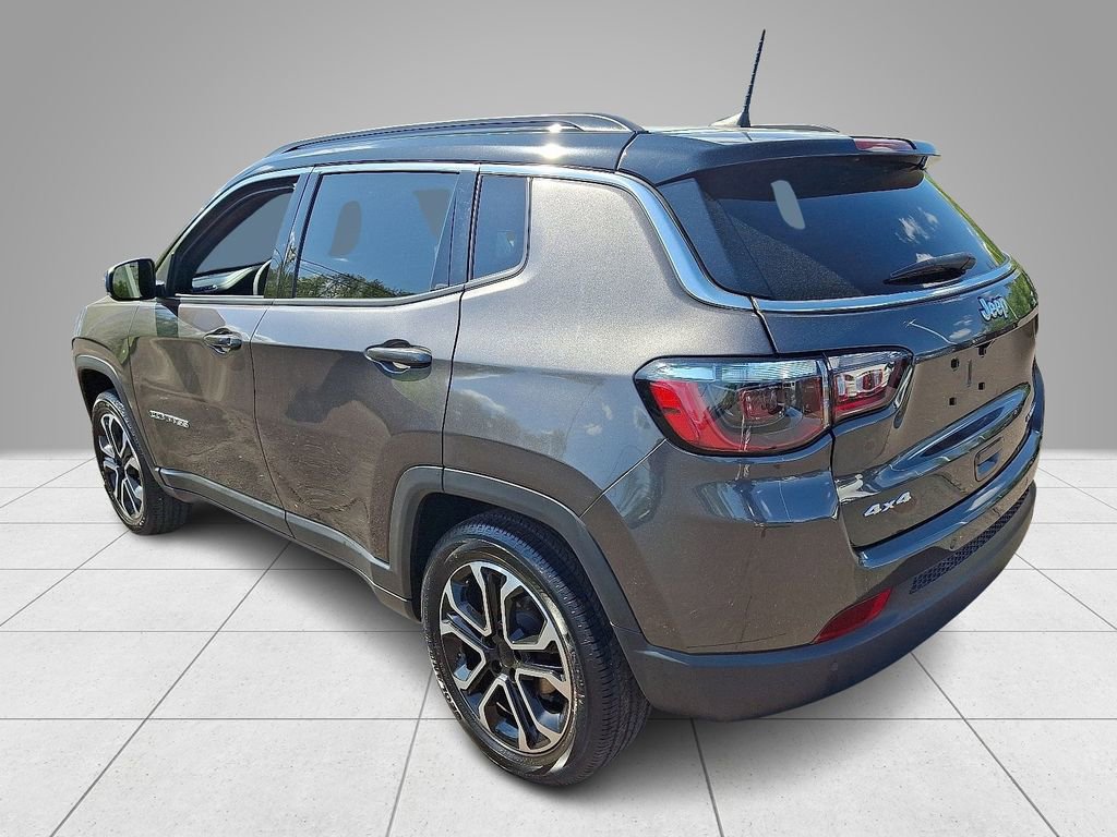 Used 2023 Jeep Compass Limited w/ Sun and Sound Group AWD/4WD image 7