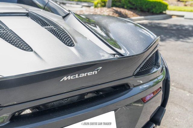 Used 2018 McLaren 570S Spider RWD image 53