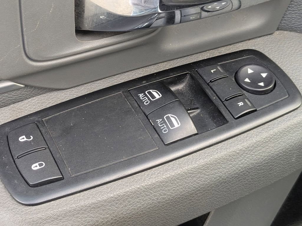 Used 2015 RAM 1500 Tradesman w/ Power & Remote Entry Group image 15