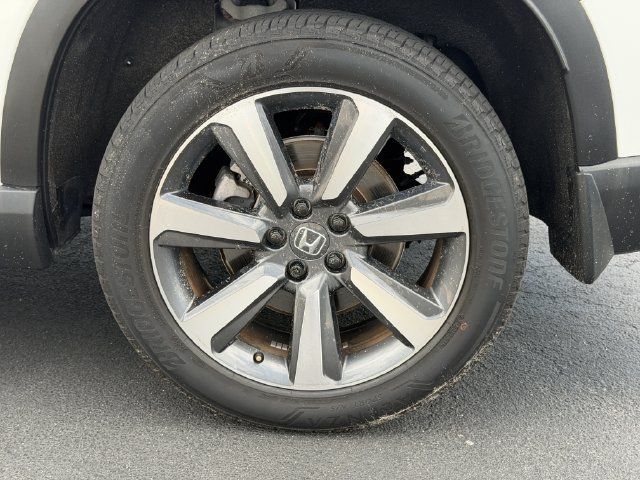Certified 2024 Honda Pilot Touring image 12