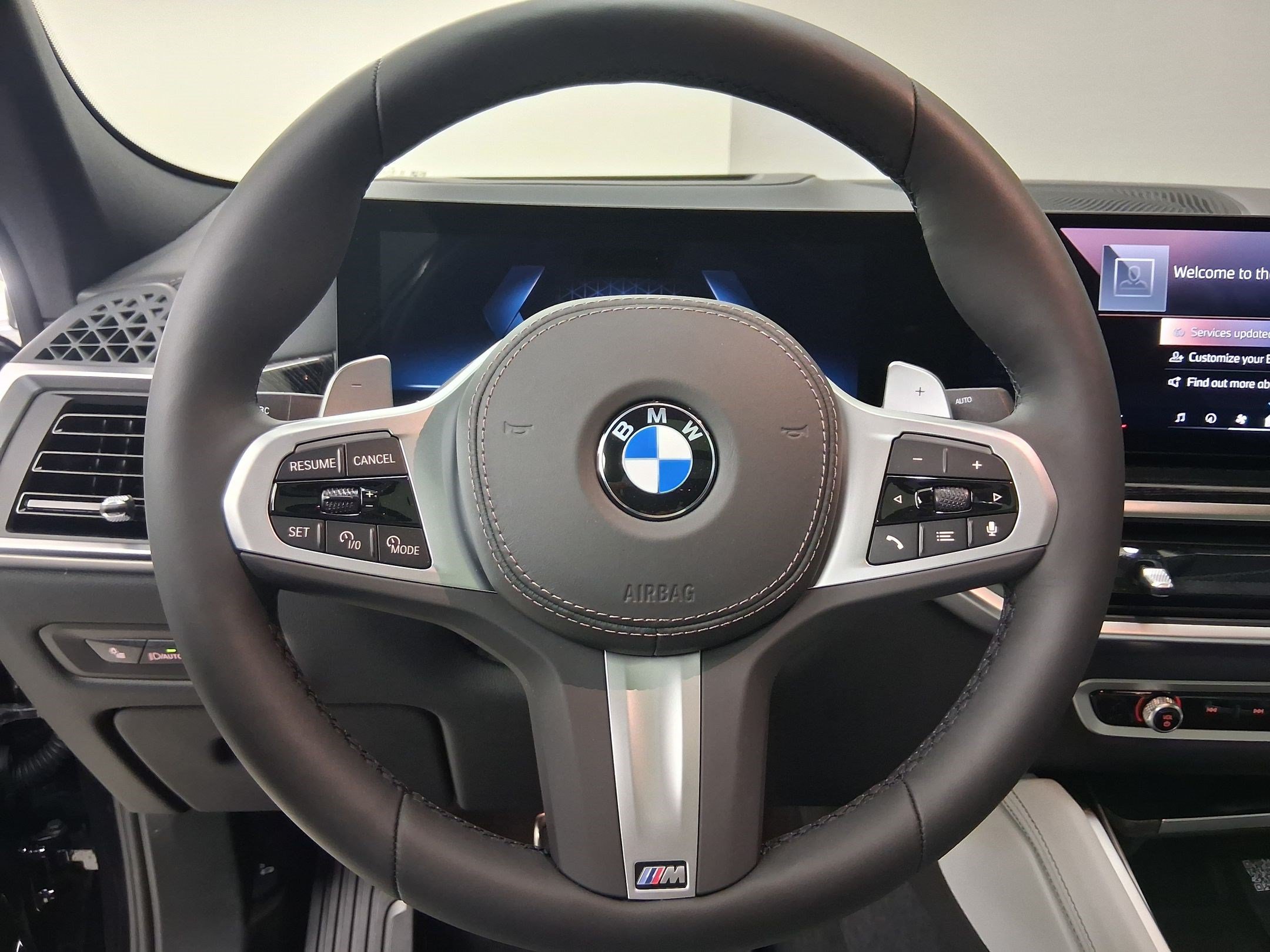 New 2026 BMW X6 xDrive40i w/ Executive Package AWD/4WD image 15