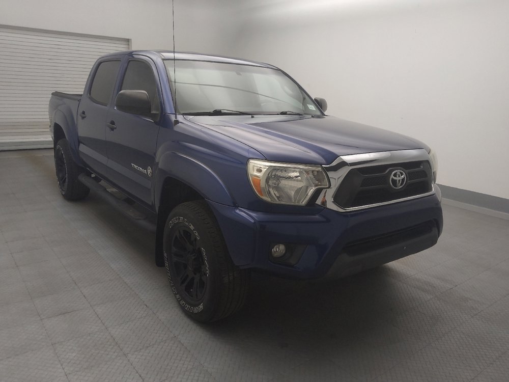Used 2015 Toyota Tacoma PreRunner w/ SR5 Package RWD image 13