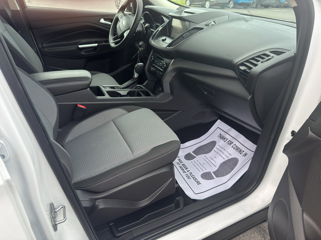 Used 2017 Ford Escape SE w/ Equipment Group 201A image 26