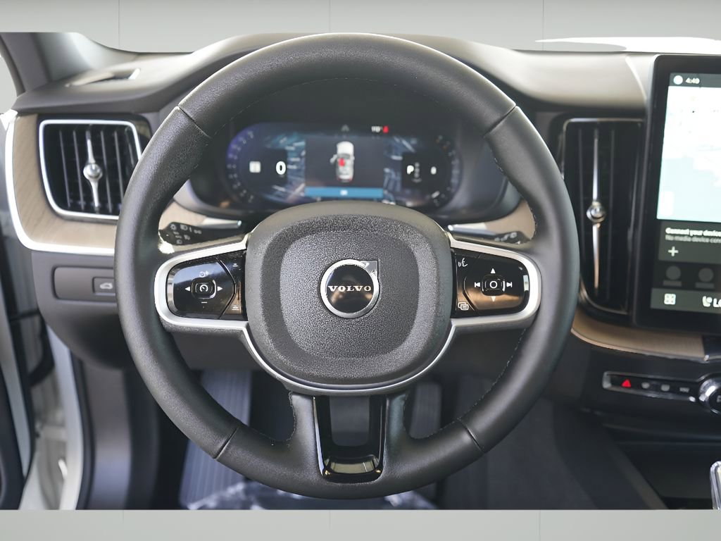 New 2026 Volvo XC60 B5 Plus w/ Climate Package PRO AWD/4WD image 12