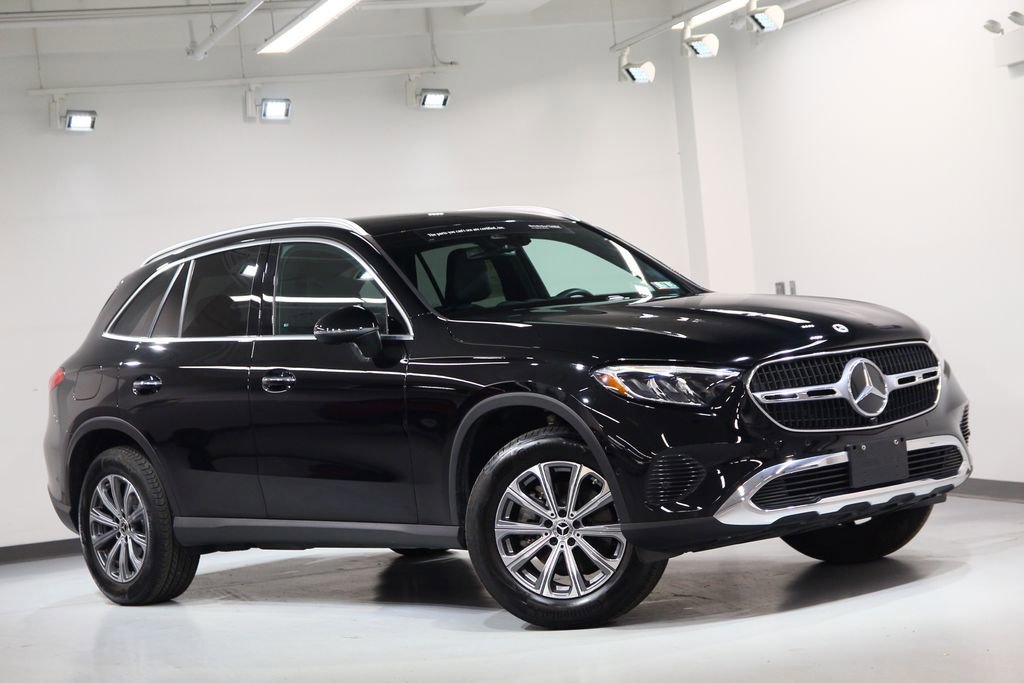 Certified 2025 Mercedes-Benz GLC 300 image 7
