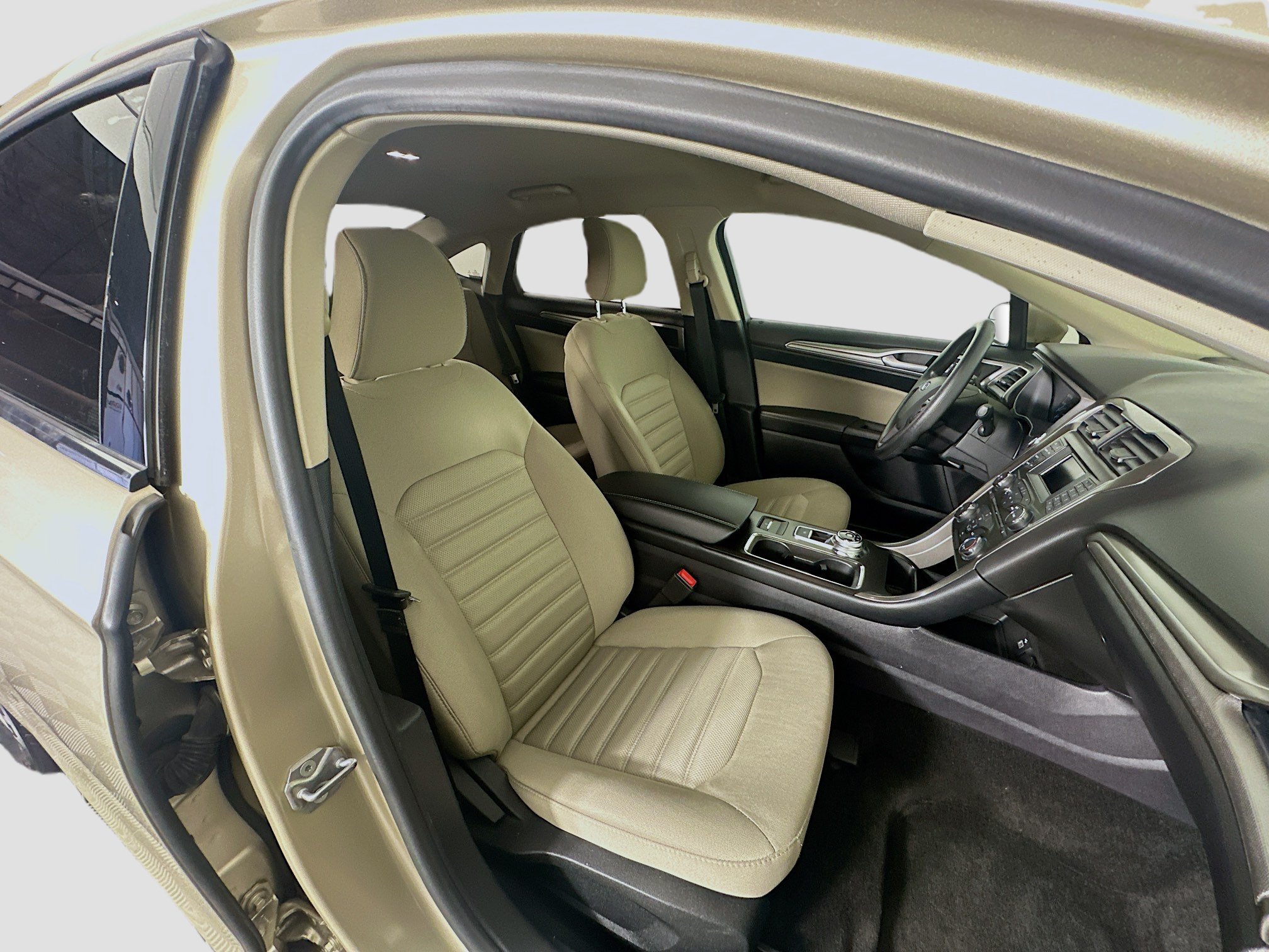 Used 2018 Ford Fusion S FWD image 28