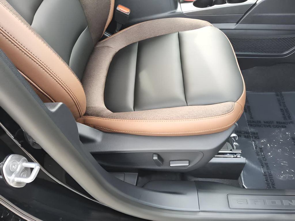 New 2025 Ford Bronco Sport Outer Banks w/ Outer Banks Tech Package+ AWD/4WD image 38