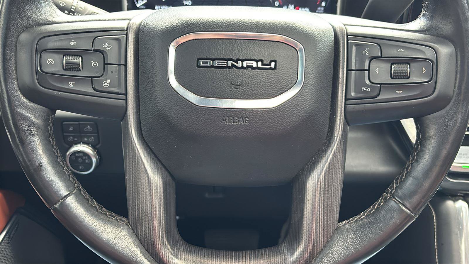 Certified 2024 GMC Sierra 2500 Denali Ultimate AWD/4WD image 28