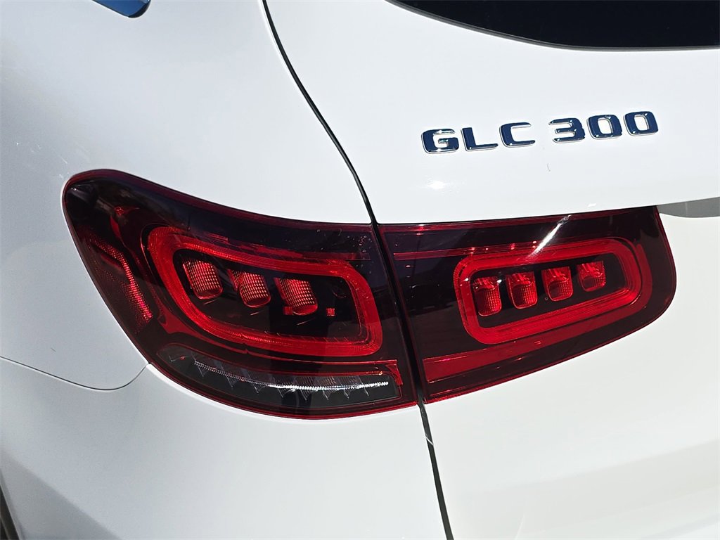 Used 2022 Mercedes-Benz GLC 300 4MATIC image 38