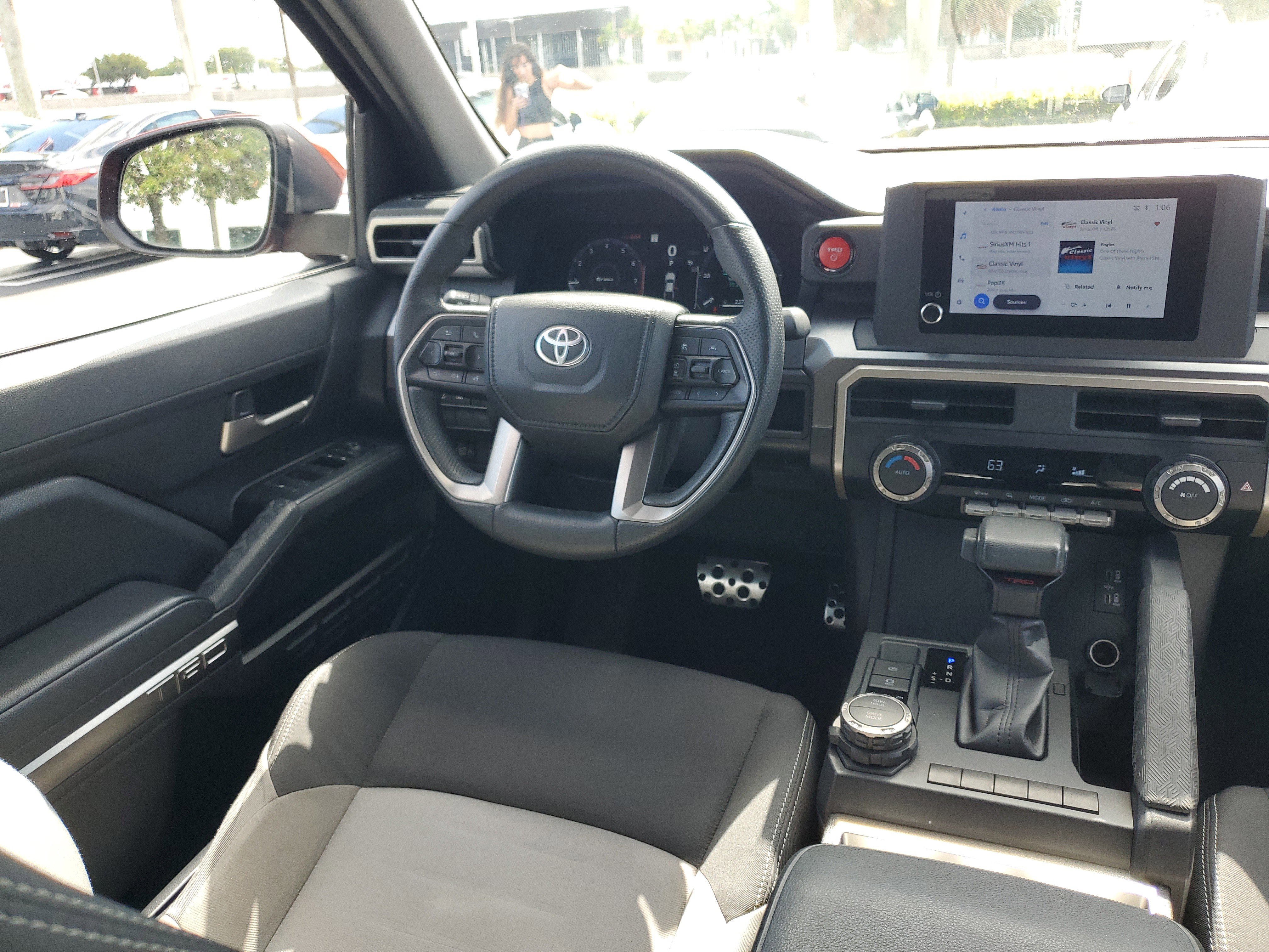 Used 2025 Toyota Tacoma TRD Sport image 14