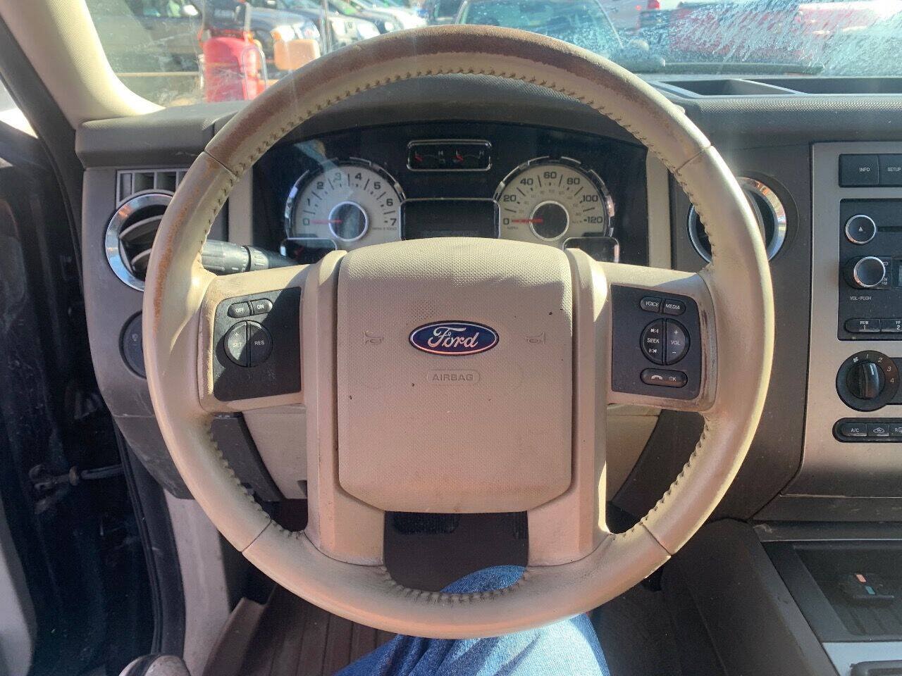 Used 2012 Ford Expedition XLT AWD/4WD image 11