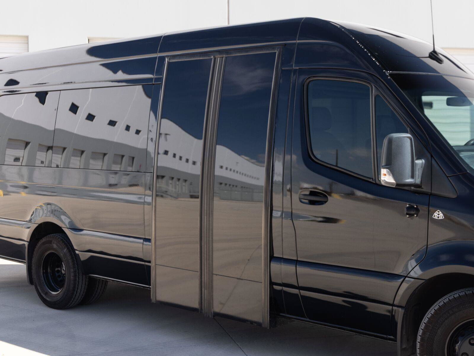 Used 2019 Mercedes-Benz Sprinter 3500 image 12