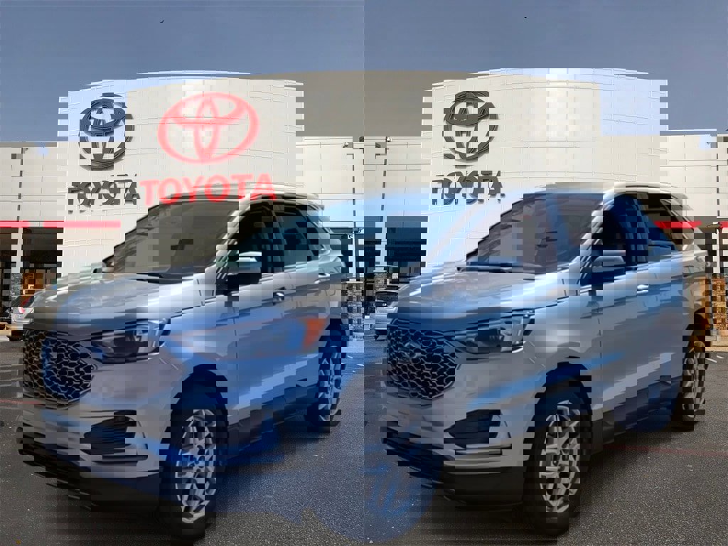 Used 2024 Ford Edge SEL
