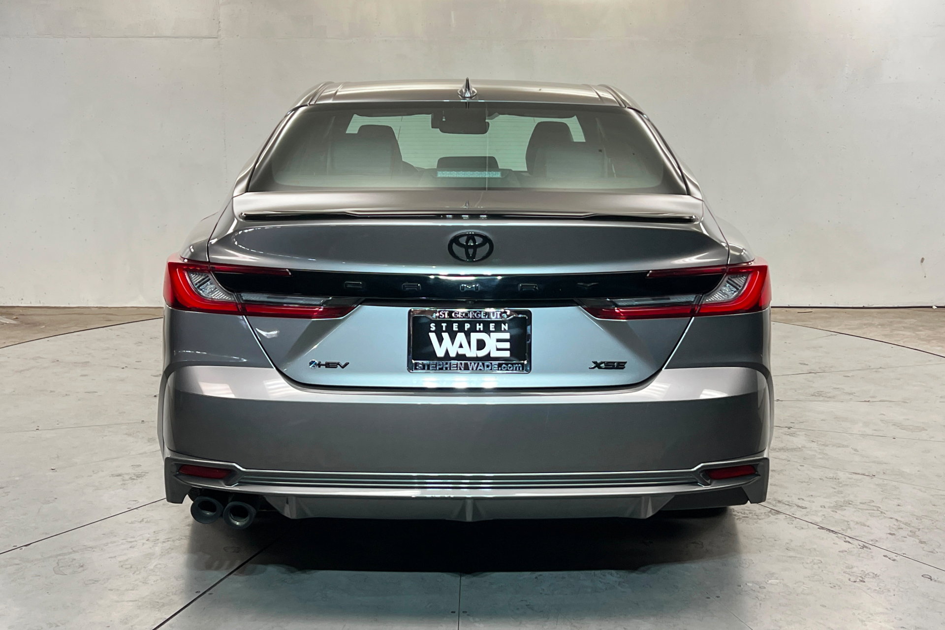 Used 2025 Toyota Camry XSE FWD image 5