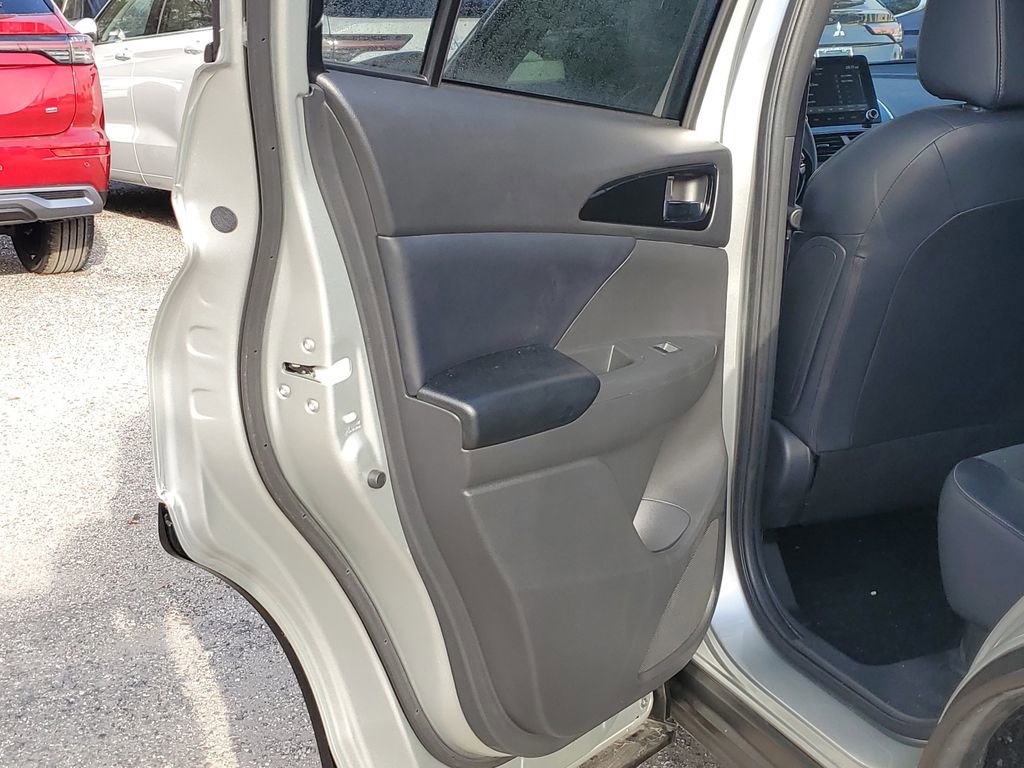 Used 2025 Mitsubishi Eclipse Cross SE image 13