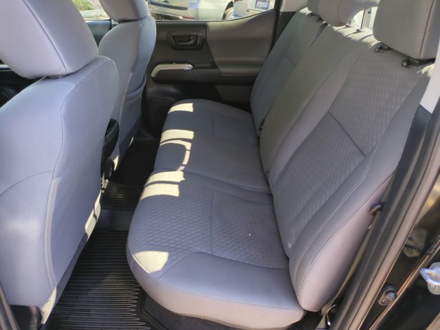 Used 2021 Toyota Tacoma SR5 AWD/4WD image 17