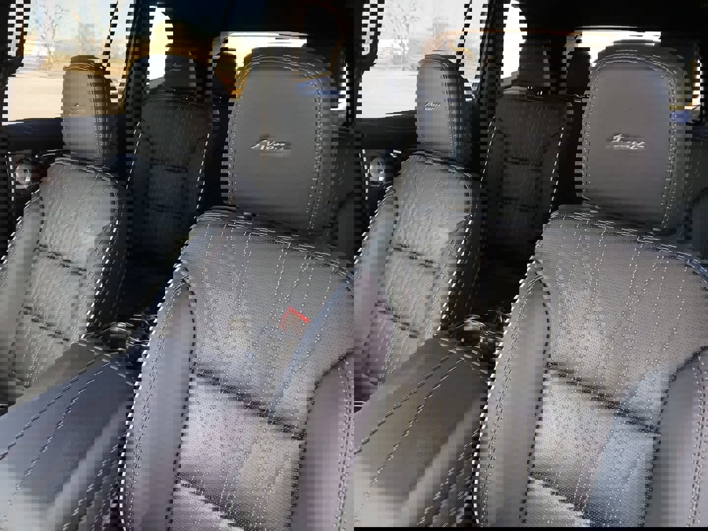 Used 2025 Buick Enclave Avenir w/ Super Cruise Package image 22