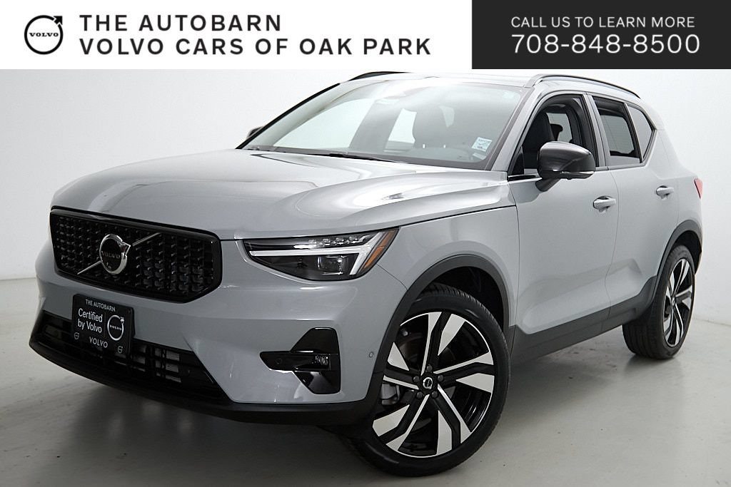 Certified 2024 Volvo XC40 B5 Plus w/ Protection Package Premier