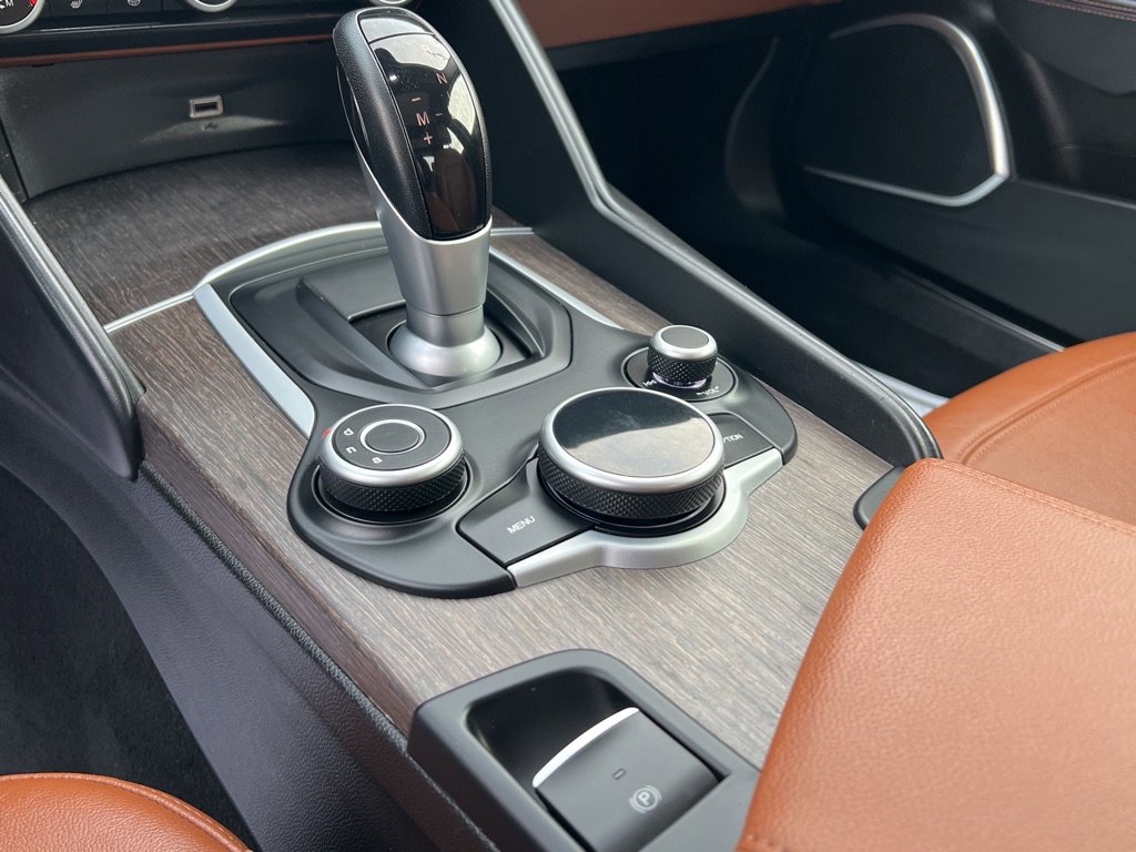 Used 2018 Alfa Romeo Giulia Ti w/ TI Leather Package image 58