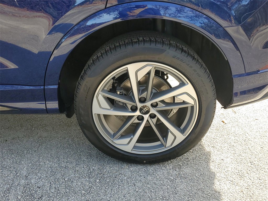 New 2025 Audi Q3 2.0T Premium image 29