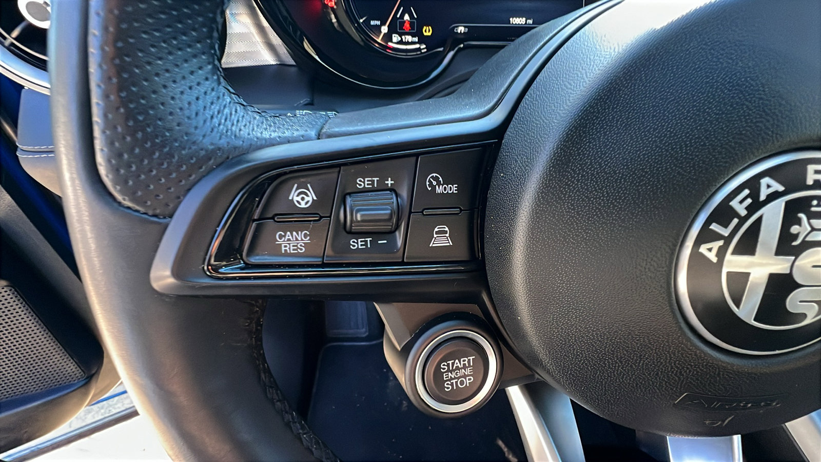 Used 2024 Alfa Romeo Tonale Ti image 28