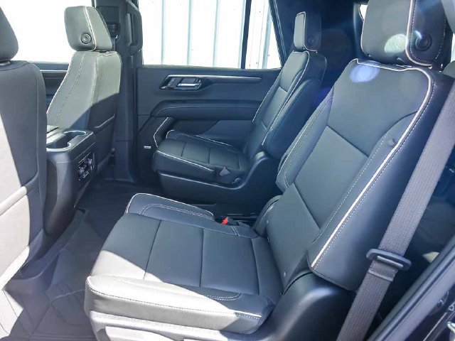 New 2027 Chevrolet Tahoe Premier w/ Sun And Tow Package AWD/4WD image 19