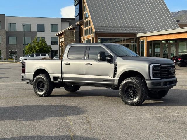 Used 2026 Ford F350 Platinum AWD/4WD image 2