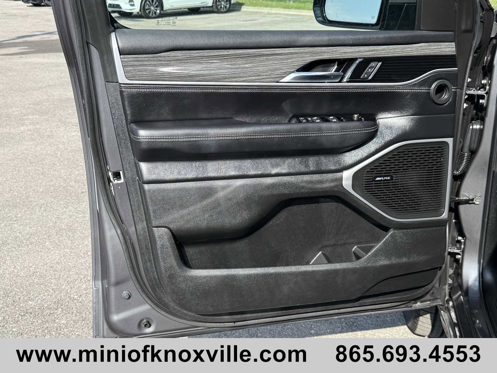 Used 2022 Jeep Wagoneer Series III image 12