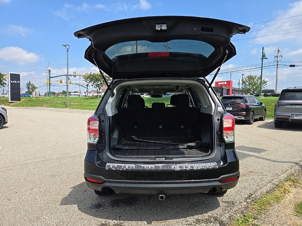Used 2018 Subaru Forester 2.5i Premium AWD/4WD image 4