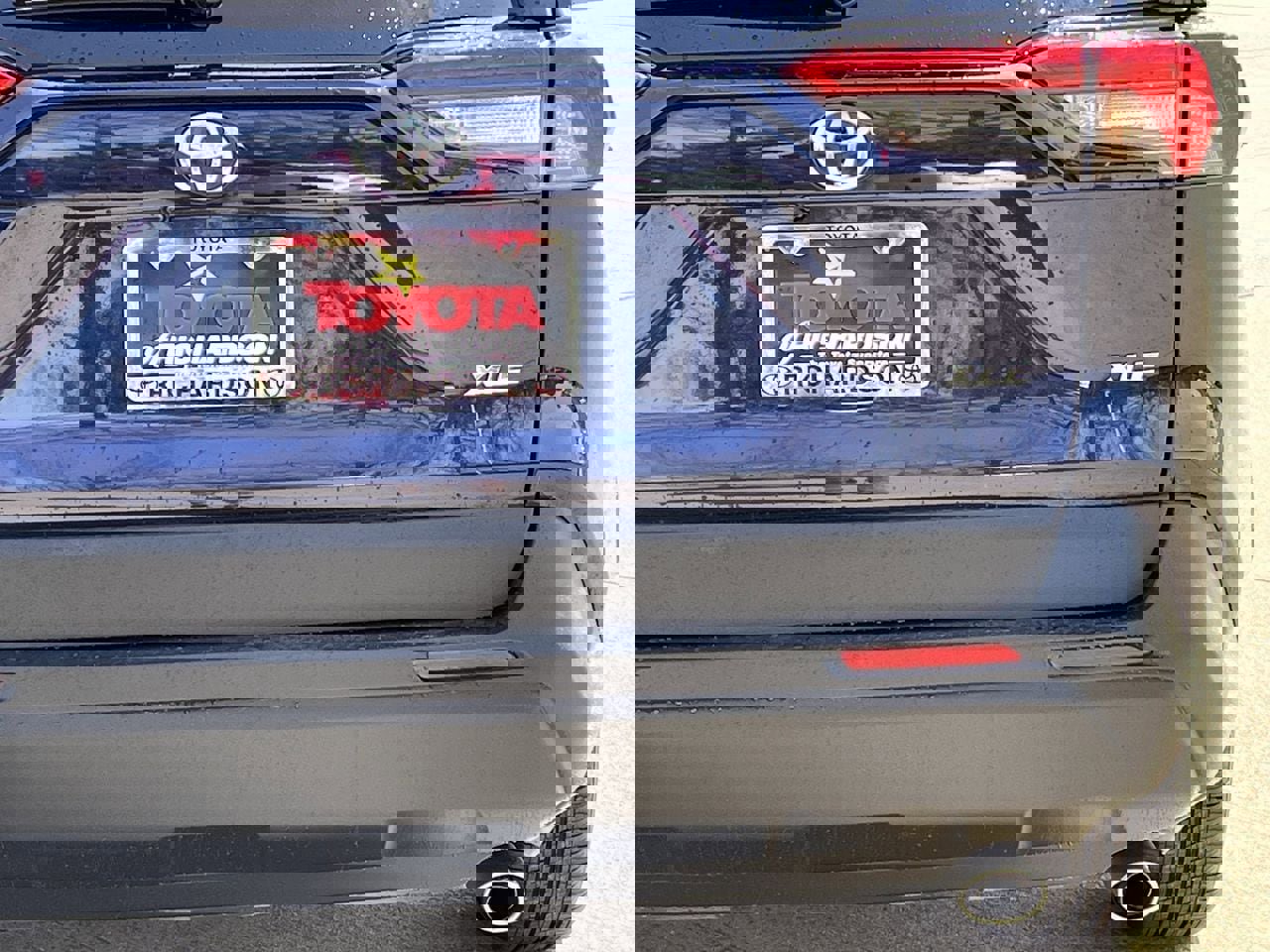 Used 2023 Toyota RAV4 XLE image 6