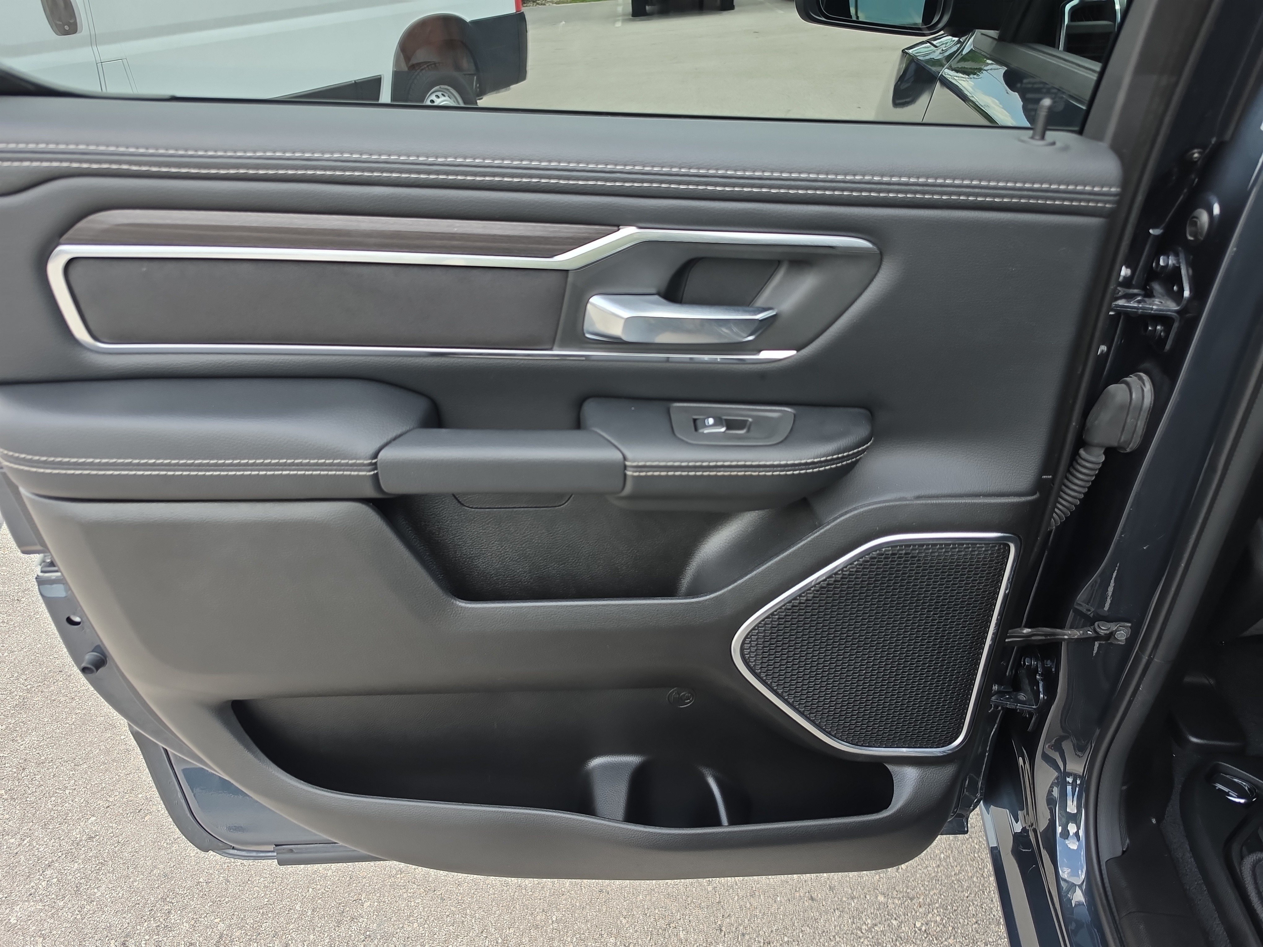 Used 2026 RAM 1500 Laramie w/ Night Edition AWD/4WD image 22