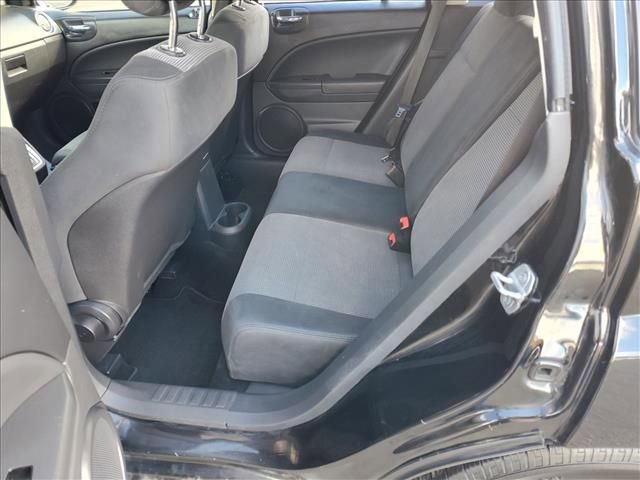 Used 2012 Dodge Caliber SXT image 12