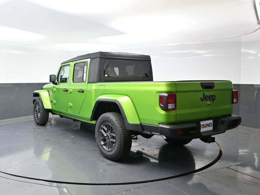 New 2026 Jeep Gladiator Sport image 12