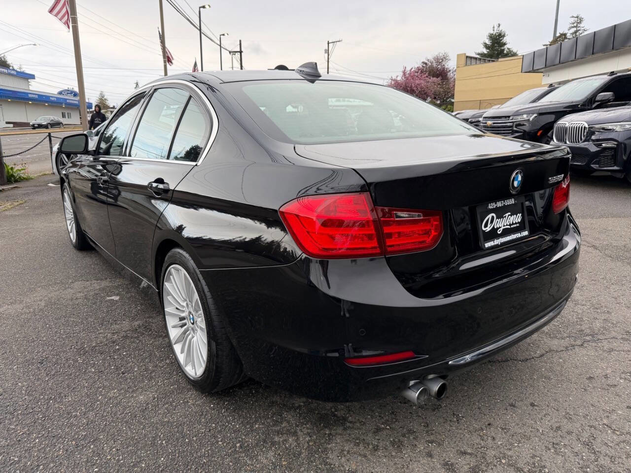 Used 2014 BMW 328i Sedan RWD image 4