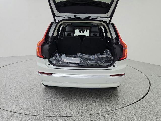 New 2025 Volvo XC90 T8 Plus w/ Protection Package Premier image 23