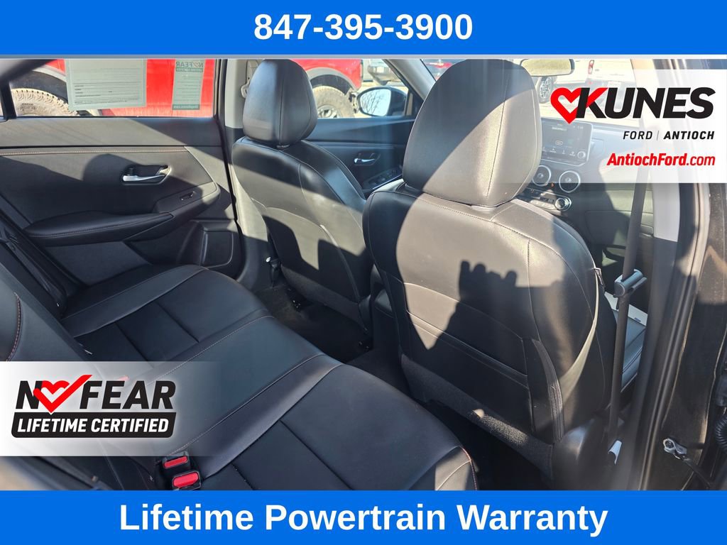 Used 2023 Nissan Sentra SR w/ SR Premium Package image 27