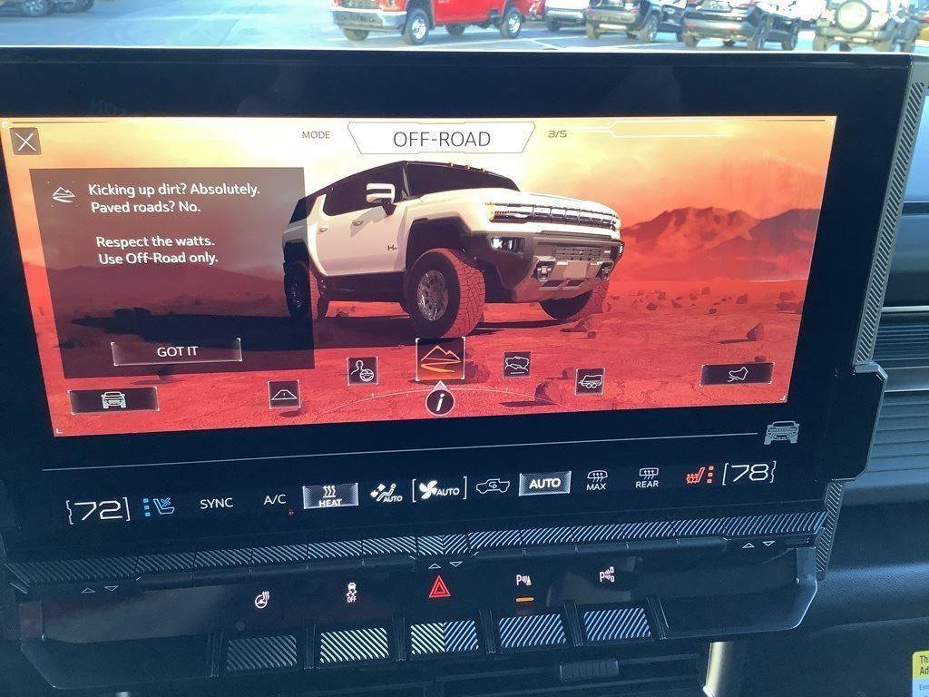New 2025 GMC Hummer EV 2X AWD/4WD image 43