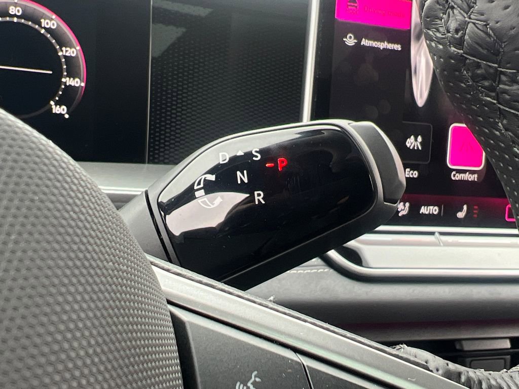 New 2026 Volkswagen Tiguan SE R-Line image 32