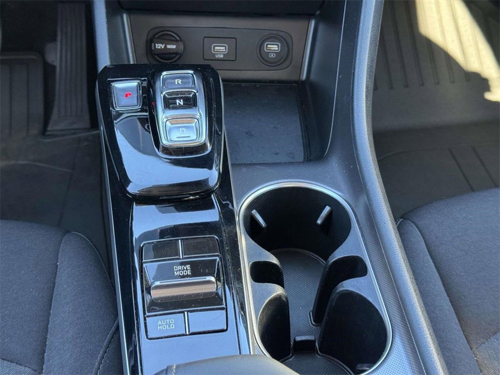 Used 2022 Hyundai Sonata SEL w/ Winter Weather Package image 6
