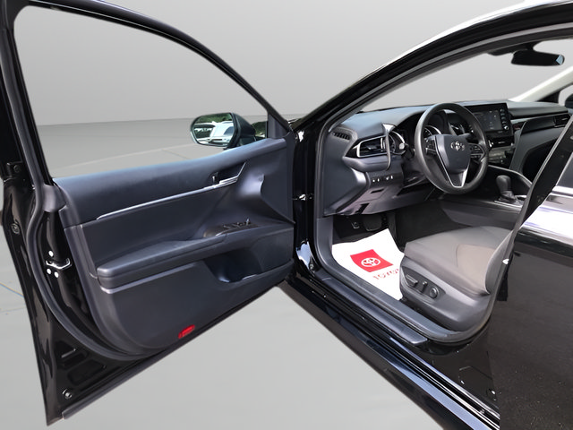 Used 2024 Toyota Camry LE FWD image 13