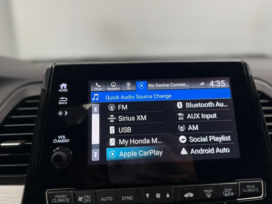 Used 2018 Honda Odyssey Touring image 70